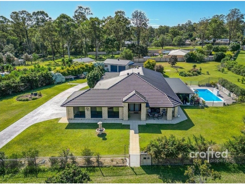 1 Victor Street, Boronia Heights QLD 4124