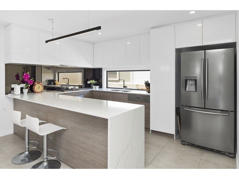 43 Park Cove Blvd, Hope Island QLD 4212