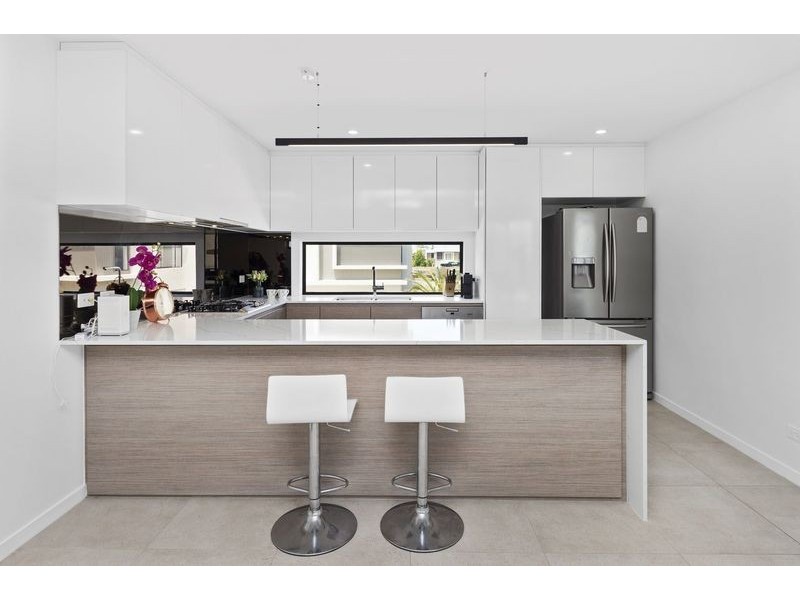 43 Park Cove Blvd, Hope Island QLD 4212