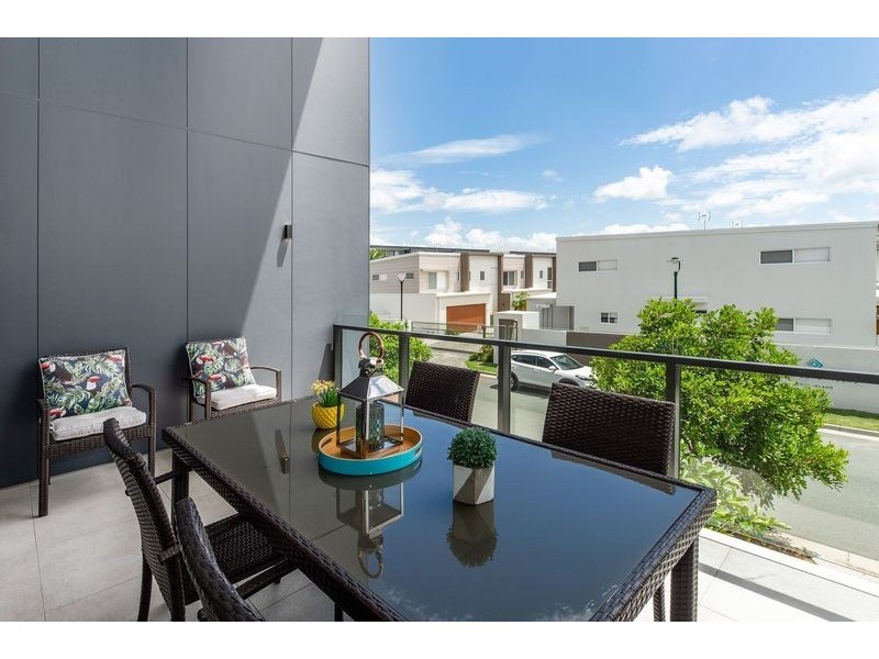 43 Park Cove Blvd, Hope Island QLD 4212