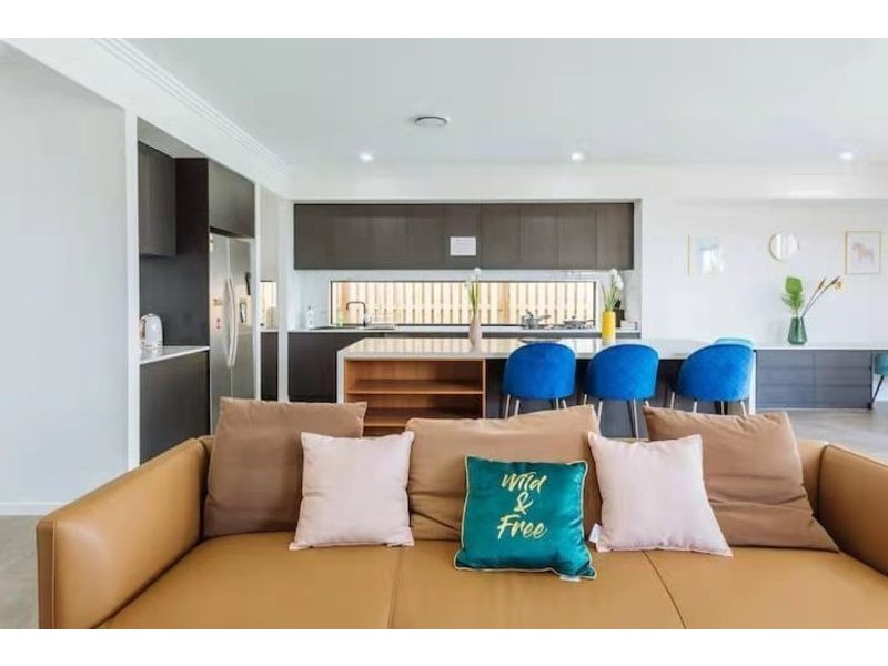 29 Santa Monica Blvd, Hope Island QLD 4212