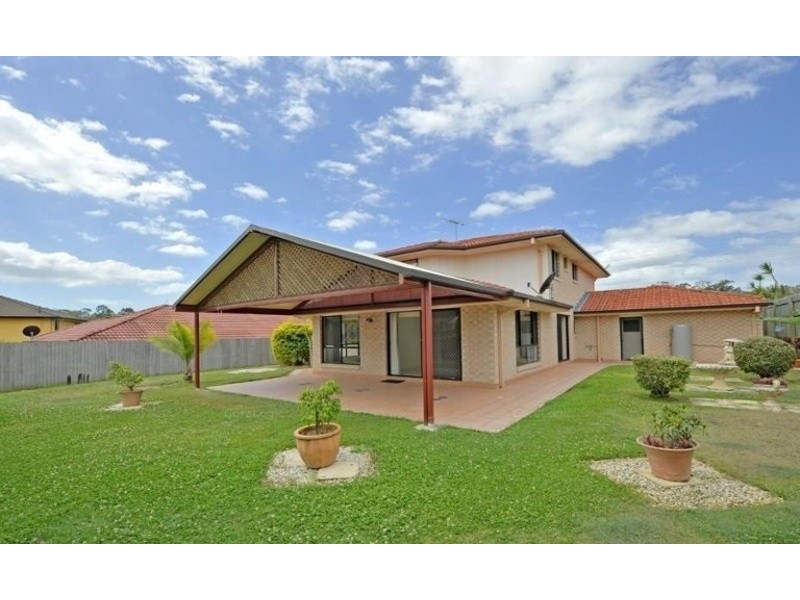 33 Silky Oak Crescent, Carindale QLD 4152