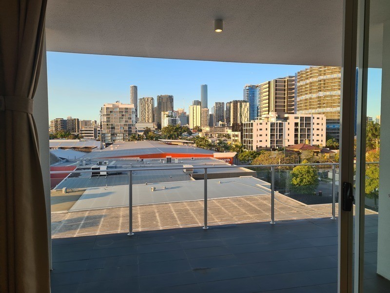 515/8 Bank Street, West End QLD 4101