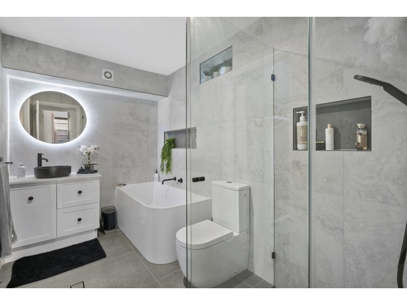 6/490 Southport Nerang Road, Ashmore QLD 4214