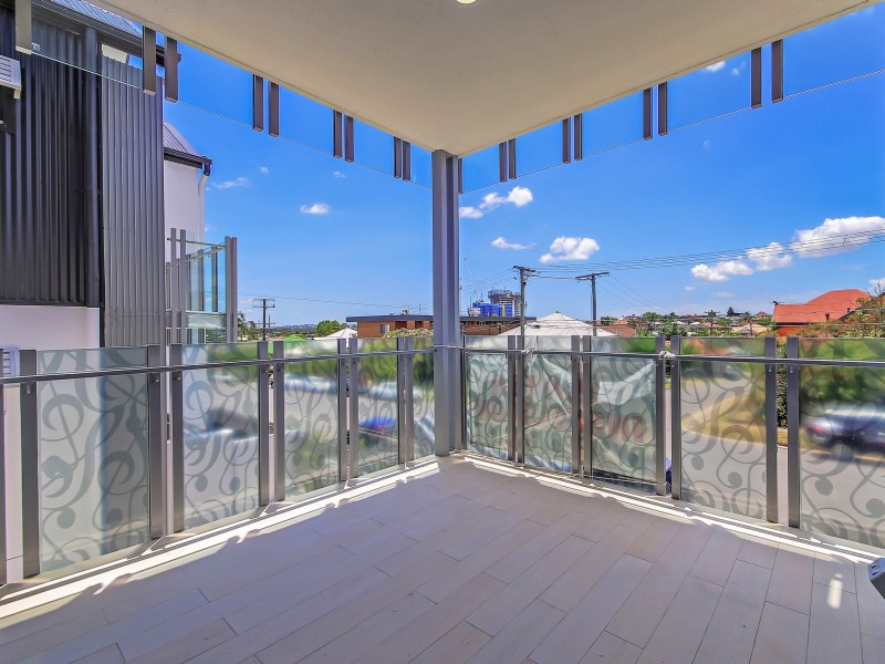 45 Shakespeare Street, Coorparoo QLD 4151