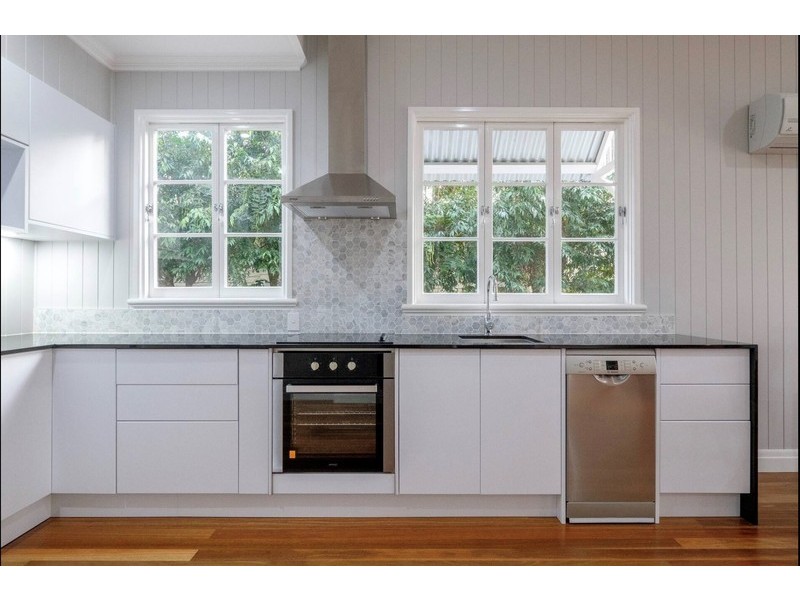 95 Lancaster Street, Coorparoo QLD 4151