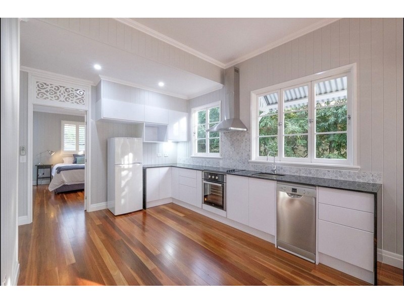 95 Lancaster Street, Coorparoo QLD 4151