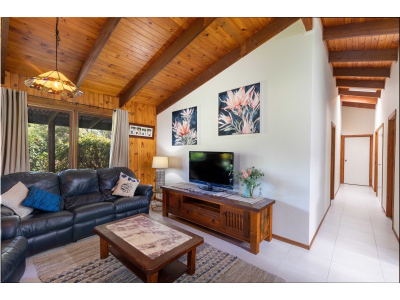 2B Andrews Rd, Emerald QLD 4720
