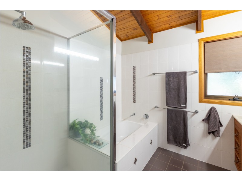 2B Andrews Rd, Emerald QLD 4720
