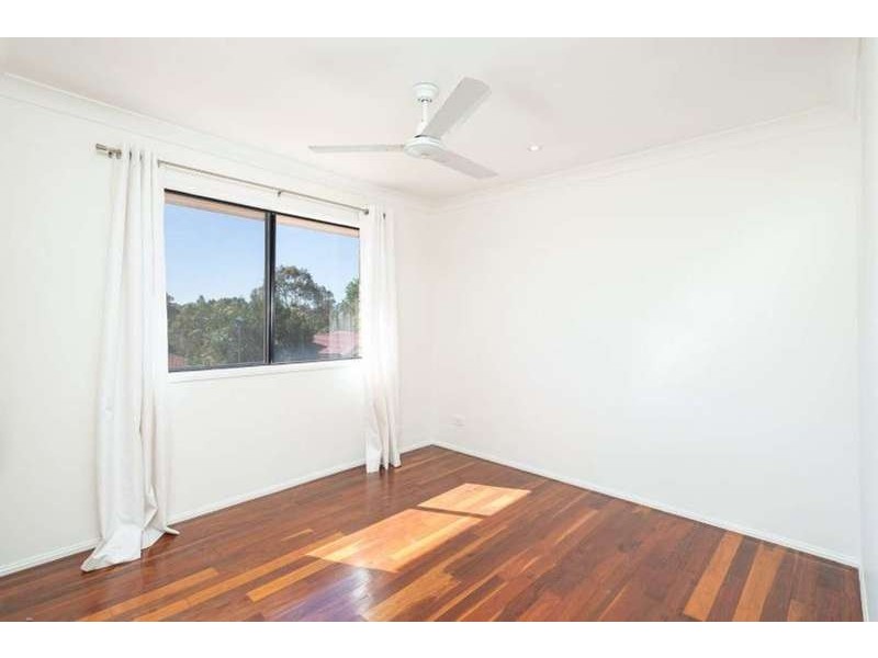 3 Hatutu Street, Pacific Pines QLD 4211