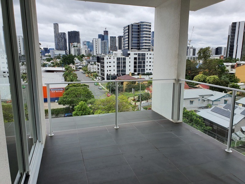 618/8 Bank Street, West End QLD 4101
