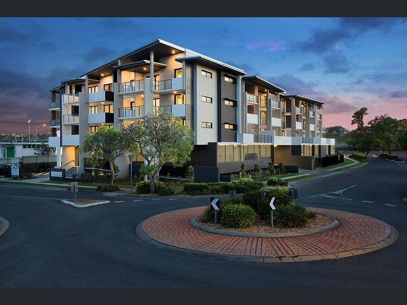 111 Kates St, Morningside QLD 4170