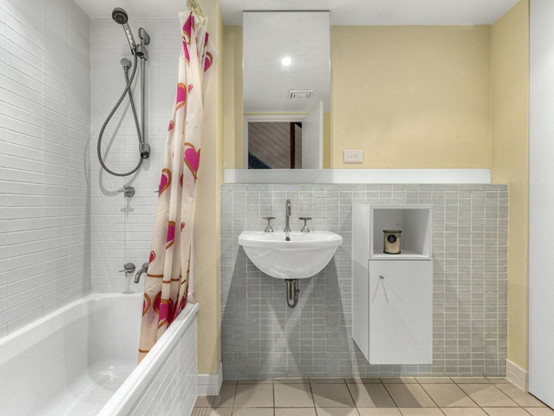 ID:7225682/64 Macquarie Street, Teneriffe QLD 4005