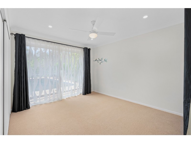 14 Cleveland Place, Stretton QLD 4116