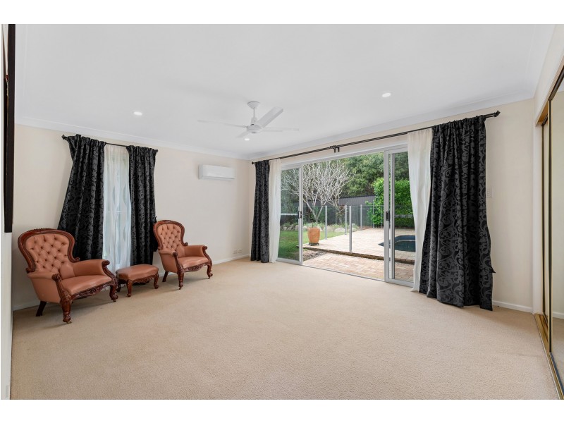 14 Cleveland Place, Stretton QLD 4116