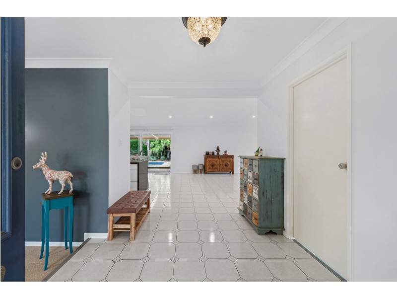 14 Cleveland Place, Stretton QLD 4116