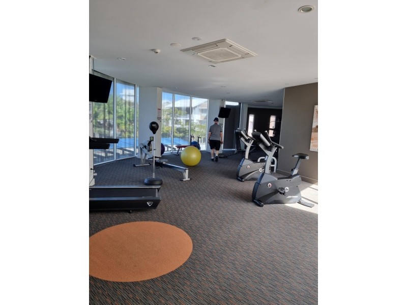 39/19 LAKE STREET, Varsity Lakes QLD 4227