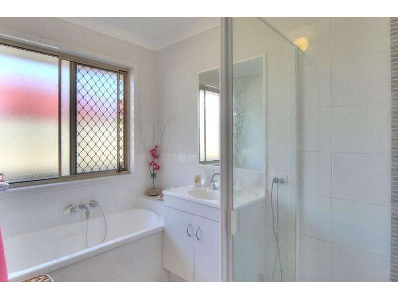 9 Lenton Place, Calamvale QLD 4116