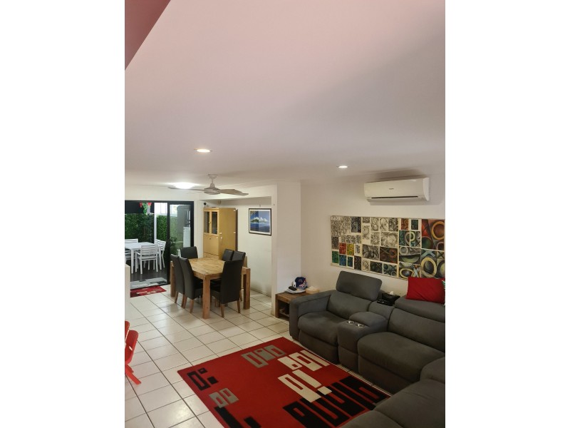 2203/2214 Gold Coast Highway, Mermaid Waters QLD 4218