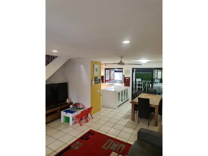 2203/2214 Gold Coast Highway, Mermaid Waters QLD 4218