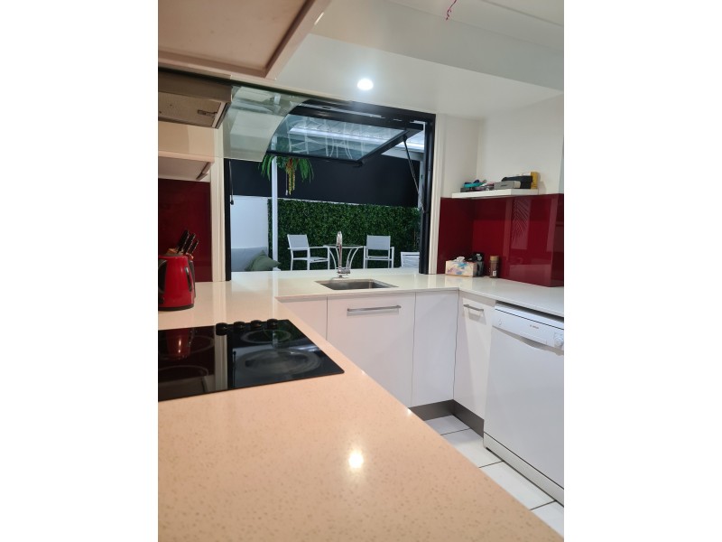 2203/2214 Gold Coast Highway, Mermaid Waters QLD 4218