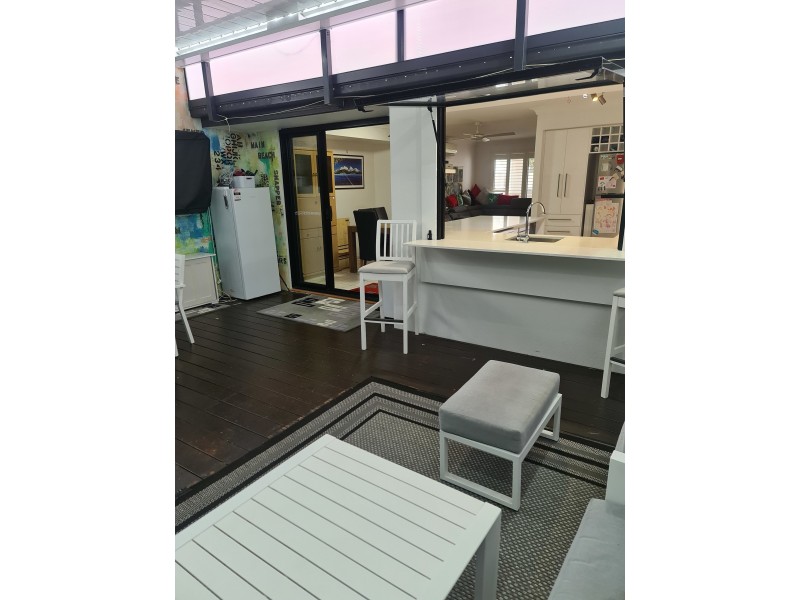 2203/2214 Gold Coast Highway, Mermaid Waters QLD 4218