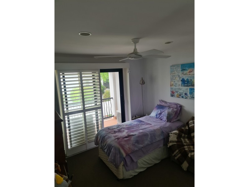 2203/2214 Gold Coast Highway, Mermaid Waters QLD 4218