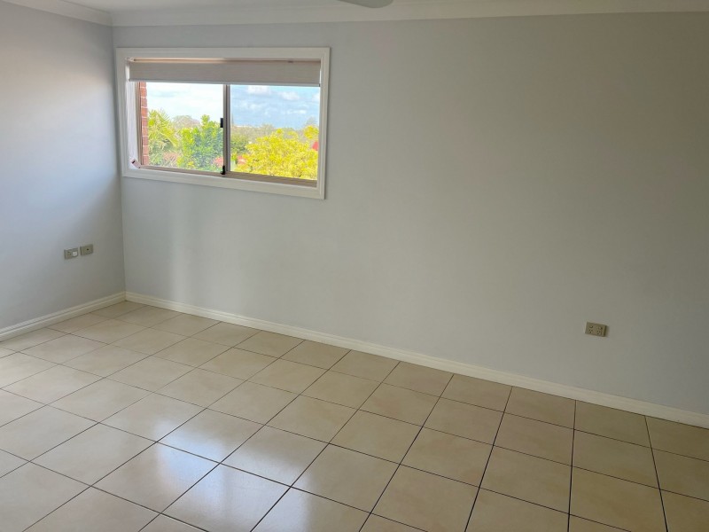 5/70 Delfin Dr, Macgregor QLD 4109