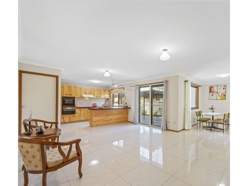 106 Pinelands Road, Sunnybank Hills QLD 4109