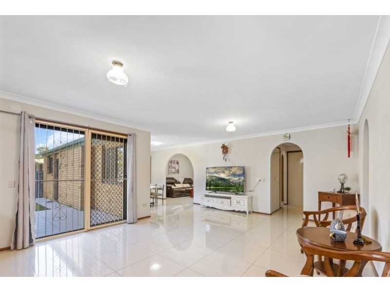 106 Pinelands Road, Sunnybank Hills QLD 4109