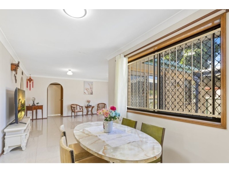 106 Pinelands Road, Sunnybank Hills QLD 4109