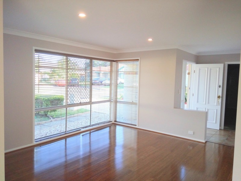 3 Parklane Close, Calamvale QLD 4116