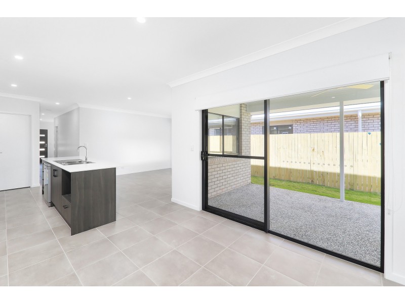 36 Aaron Circuit, Browns Plains QLD 4118
