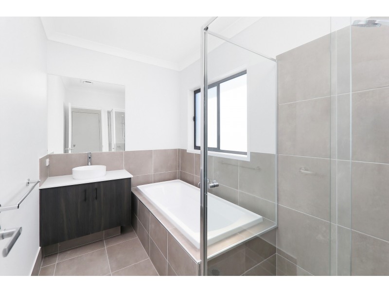 36 Aaron Circuit, Browns Plains QLD 4118