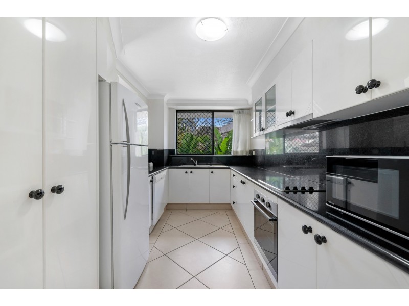 103/5 Enderley ave, Surfers Paradise QLD 4217