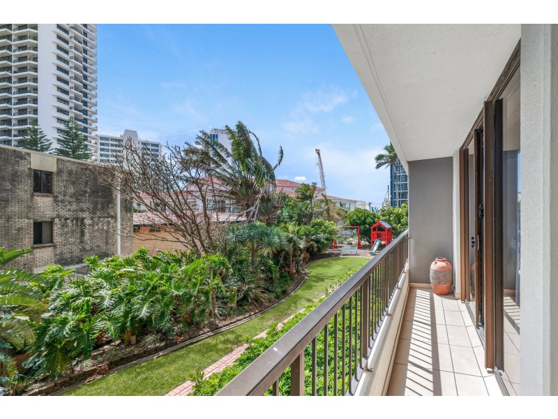 103/5 Enderley ave, Surfers Paradise QLD 4217