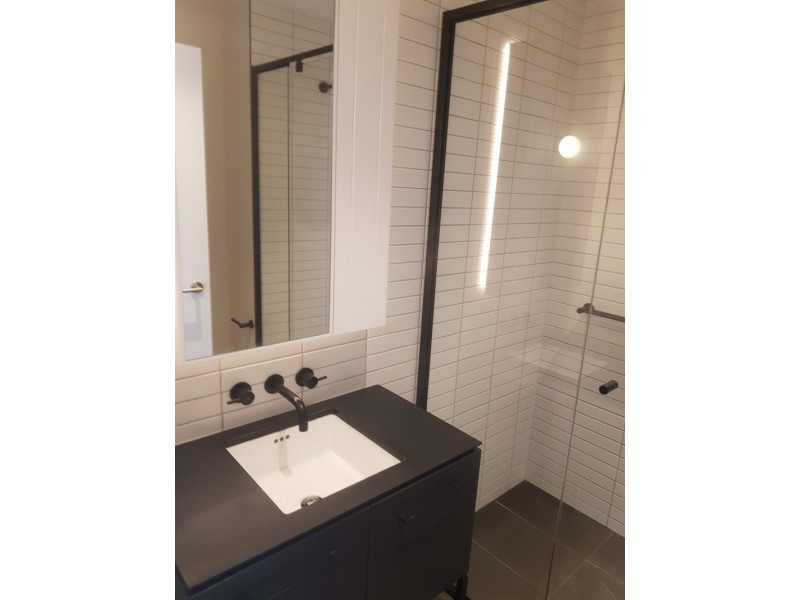 818/8 Bank Street, West End QLD 4101