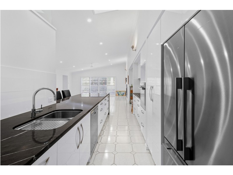 14 Cleveland Place, Stretton QLD 4116