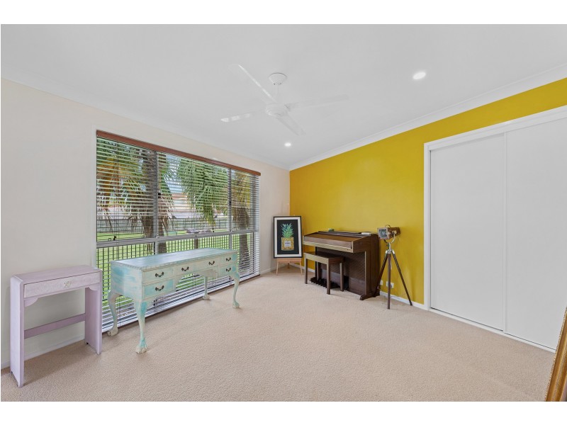 14 Cleveland Place, Stretton QLD 4116