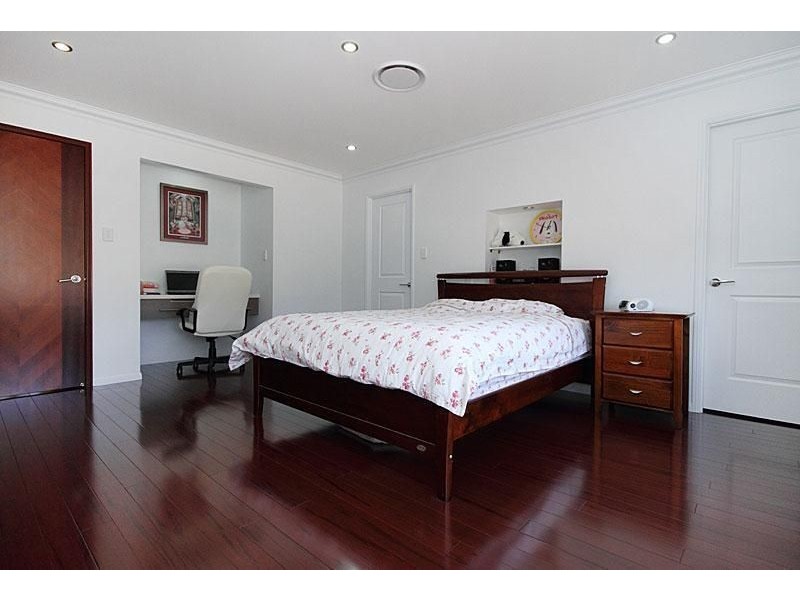68 Alfred Circuit, Calamvale QLD 4116