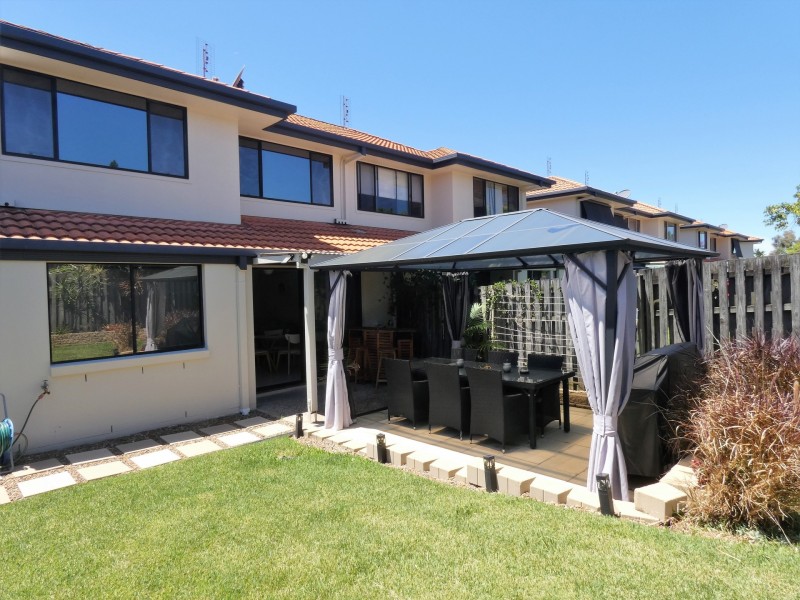33/19 Harrow Place, Arundel QLD 4214
