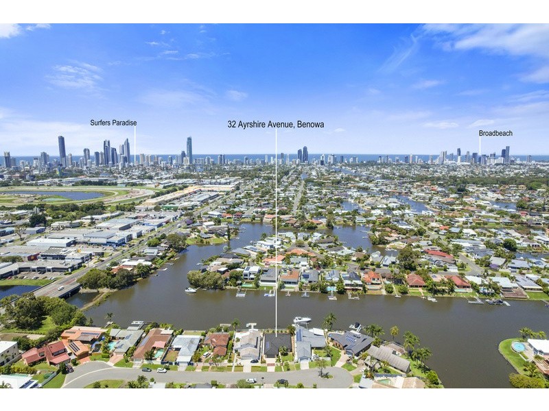 32 Ayrshire Avenue, Benowa Waters QLD 4217