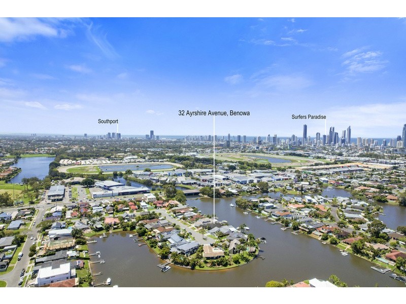 32 Ayrshire Avenue, Benowa Waters QLD 4217
