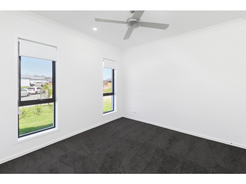 34 Aaron Circuit, Browns Plains QLD 4118
