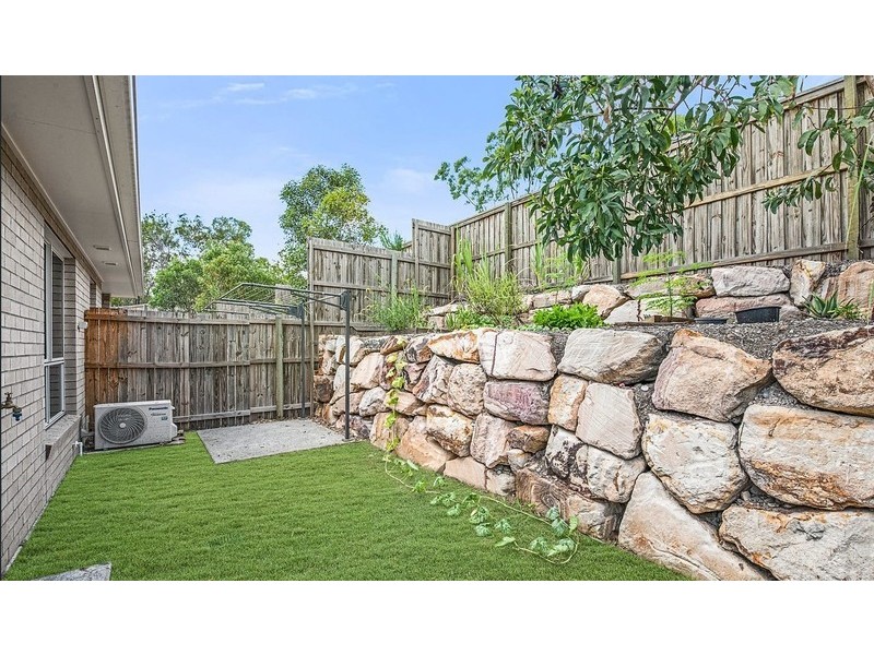 2/26 Sandy Close, Browns Plains QLD 4118