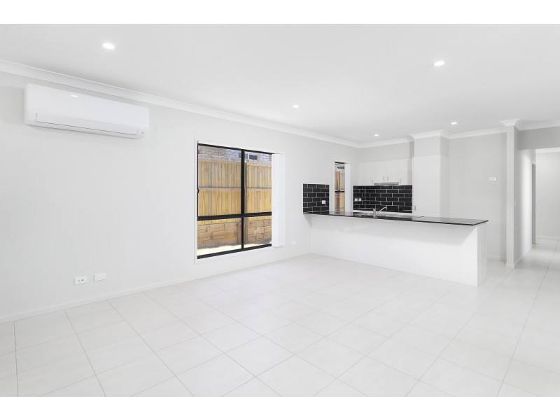 22 Alexis place, Park Ridge QLD 4125