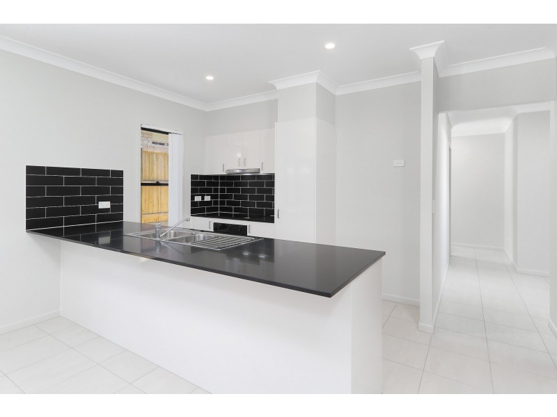 22 Alexis place, Park Ridge QLD 4125