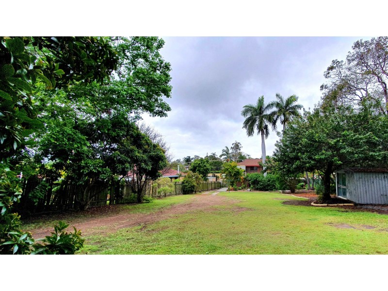 13 Clonmel Street, Regents Park QLD 4118