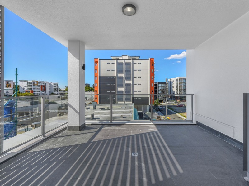 A030/75 Victoria Street Victoria, West End QLD 4101