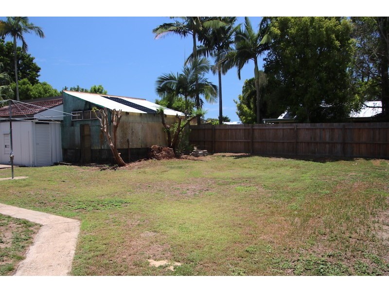 5 Leslie Street, Andergrove QLD 4740
